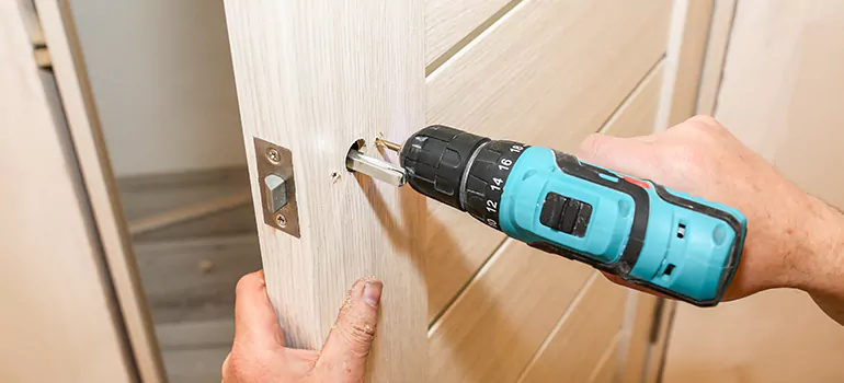 Old Door Knob Repair in San Mateo, CA
